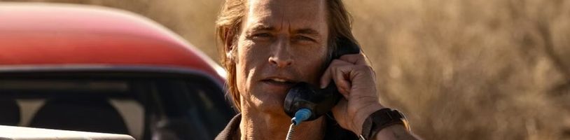 Josh Holloway jako řidič zločineckého podsvětí v novém traileru na akční sérii Duster
