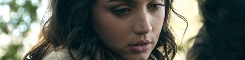 Ben Affleck a Ana de Armas se ukazují v prvním traileru na erotický thriller Deep Water