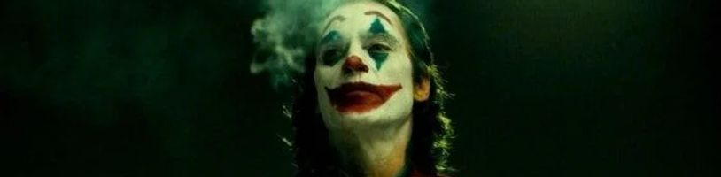 Joker 2: Režisér Todd Phillips se pochlubil novou fotkou s klaunským princem Gothamu