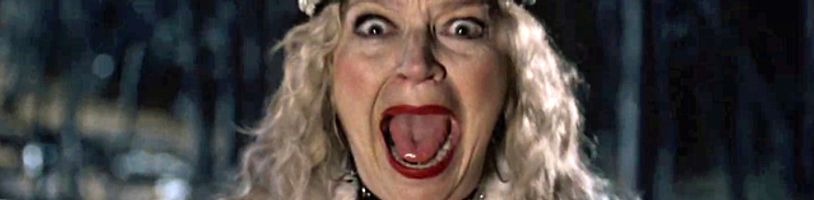 Tichá noc, krvavá noc: Šílený retro trailer láká na krvavý masakr o Vánocích