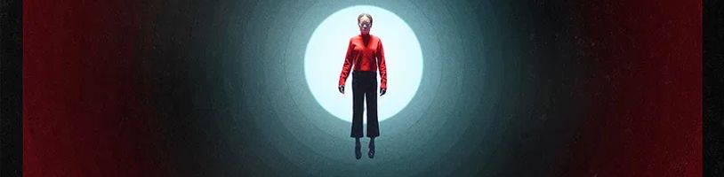 Ve sci-fi thrilleru The Infinite Husk musí mimozemšťanka na Zemi špehovat vlastní druh