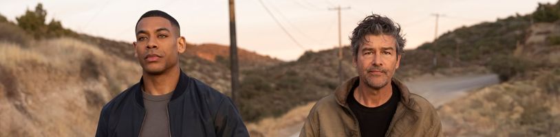 DC detektivka Lanterns s dvojicí mezihvězdných poldů má venku první teaser