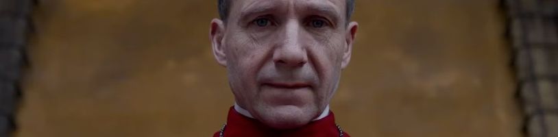 Conclave: Ralph Fiennes se během volby nového papeže ocitne v centru tajemného spiknutí
