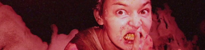 Trailer na found footage horor V/H/S/99 nostalgicky a svérázně zavzpomíná na konec 90. let 