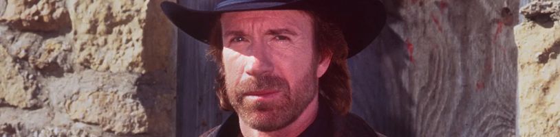 Ve věku 86 let zemřel legendární americký herec Chuck Norris
