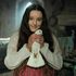 Středověká komedie Catherine Called Birdy sleduje dívku, před kterou slovo „svatba“ nikdy neříkejte