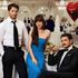 Dokonalá shoda: Dakota Johnson si musí vybrat mezi Pedrem Pascalem a Chrisem Evansem