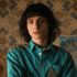 Finn Wolfhard ztvární amatérského kaskadéra, který dělá koniny ve stylu série Jackass
