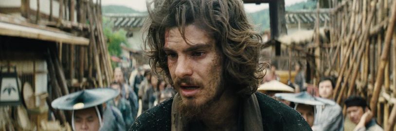 Středověký film The Uprising, v němž Andrew Garfield povstane proti králi, dorazí v září