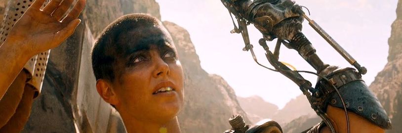 Charlize Theron je sklamaná, že si nezahrá v prequeli  Mad Max: Furiosa