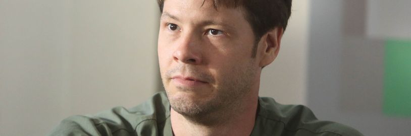 Artificial: Ike Barinholtz by si měl ve filmu o umělé inteligenci zahrát Elona Muska
