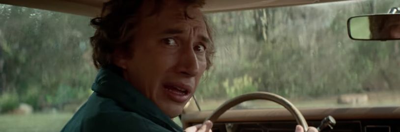 Adam Driver si v krimi sérii Rabbit, Rabbit zahraje uprchlého vězně, který drží rukojmí