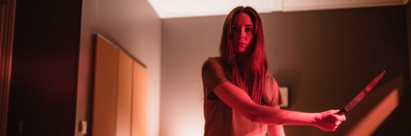 Film Blasphemous s Karen Gillan a Clivem Owenem má připomínat Vymítače ďábla a Training Day