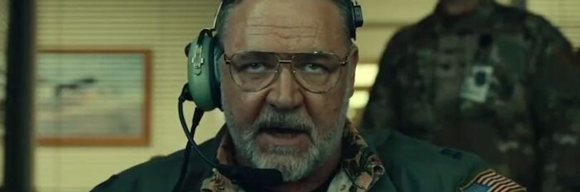 Režisér Predátorů chystá s Russellem Crowem akční sci-fi thriller Bluefly