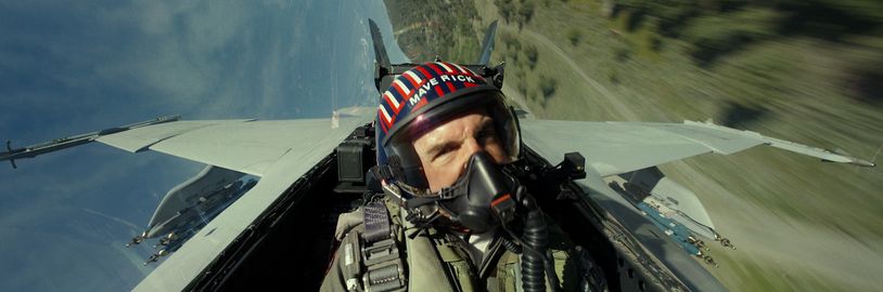 Tvůrci hitu Top Gun: Maverick chystají konspirační thriller o UFO