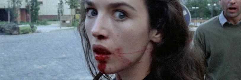 V remaku kultovního hororu Posedlost si mají zahrát Callum Turner a Margaret Qualley
