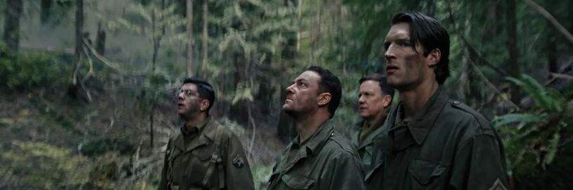 V thrilleru z období druhé světové války najde skupina amerických vojáků záhadný objekt