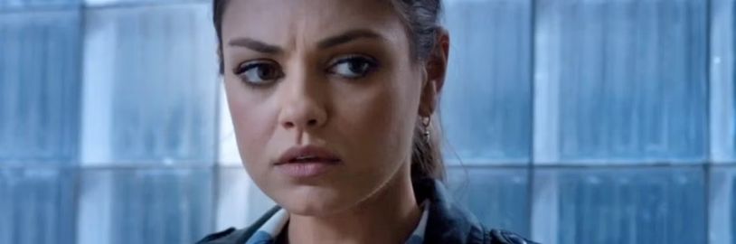 Mila Kunis se v thrilleru Noční vetřelec pokusí ukrýt před mužem, který vpadne do jejího domu