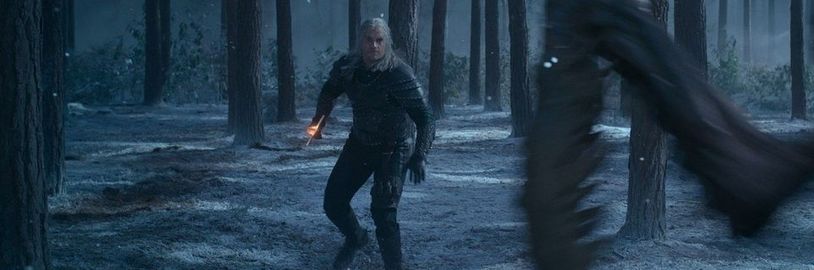 Zaklínač: V novém promo klipu na druhou sérii se Geralt utká s pěkně rozlícenou stvůrou