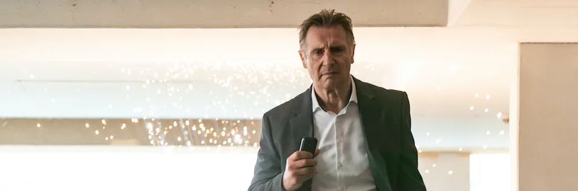 Liam Neeson ztvární bývalého bankovního lupiče v krimi komedii 4 Kids Walk Into a Bank